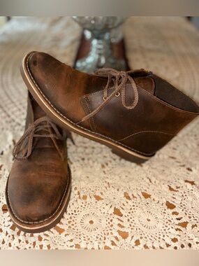 Men's Clarks Bushacre Brown Beeswax Leather Chukka 2 Boots -